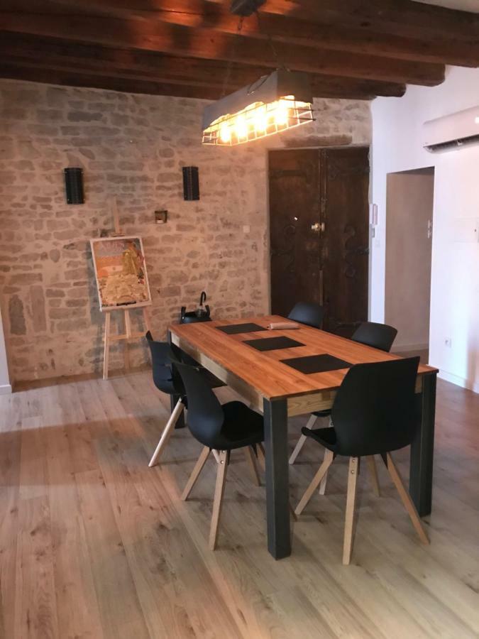 Le Logis De L'Etoile Apartment Nîmes Exterior photo
